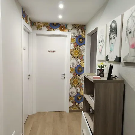 Celebrity House *